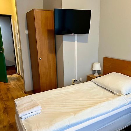 Hotel Akor Быдгощ Экстерьер фото