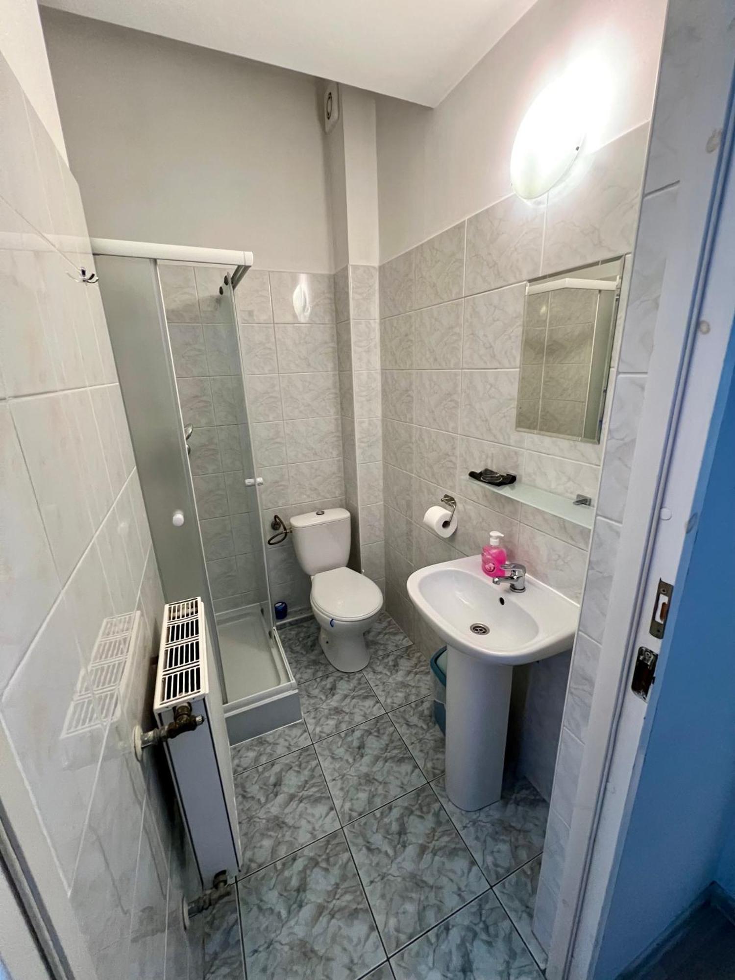 Hotel Akor Быдгощ Экстерьер фото
