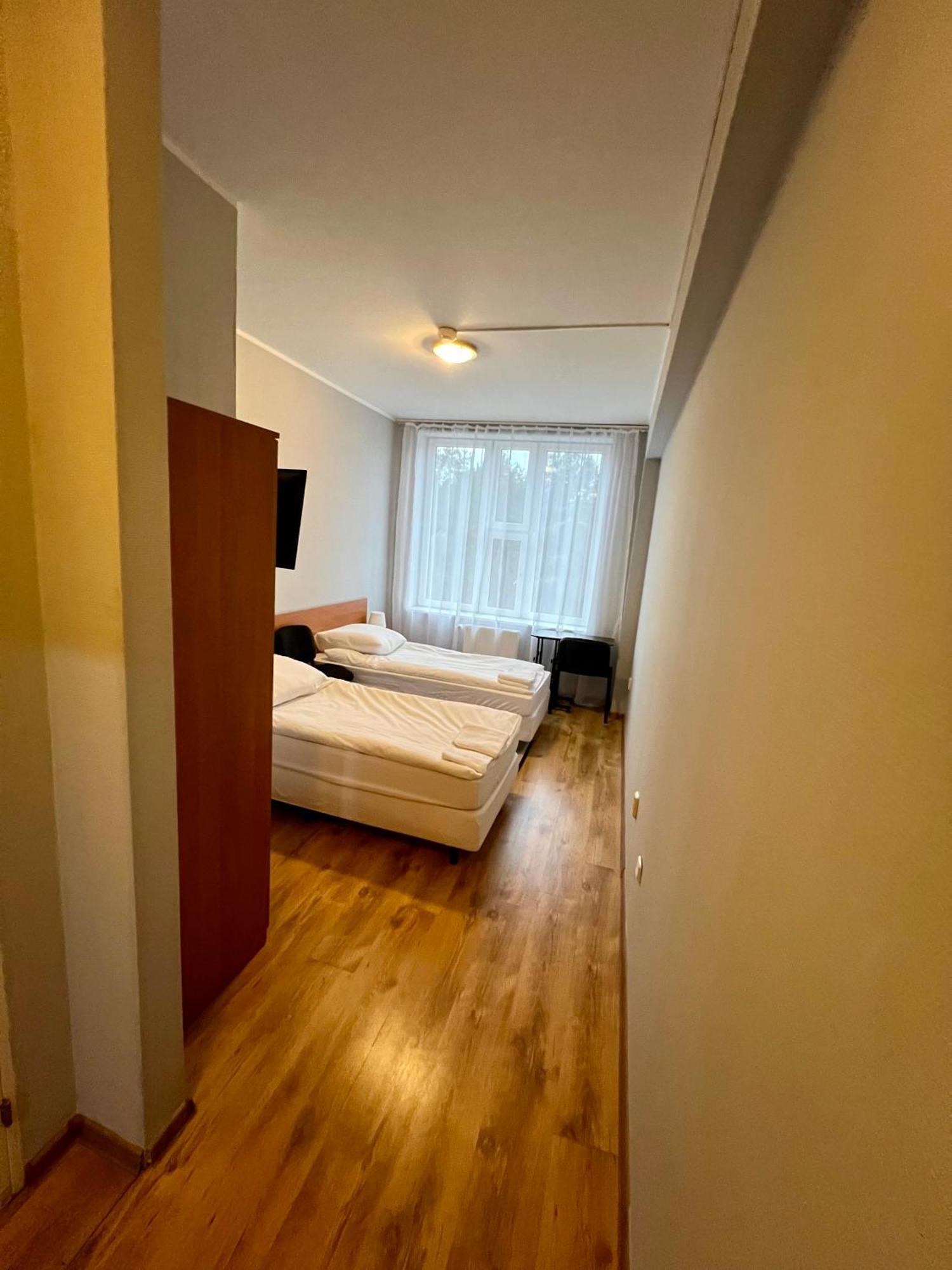 Hotel Akor Быдгощ Экстерьер фото