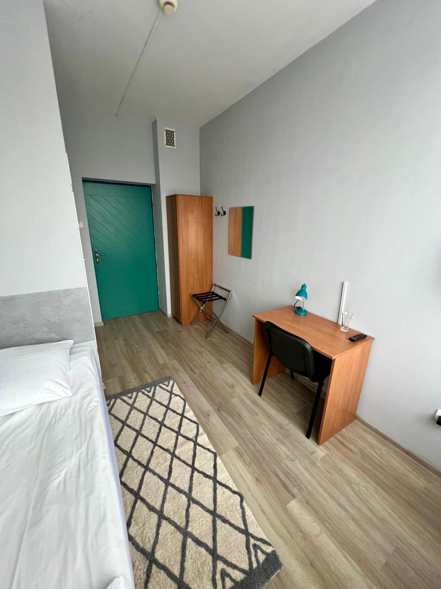 Hotel Akor Быдгощ Экстерьер фото